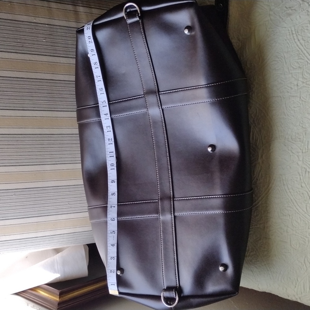 Barrington Brown Vegan Leather Men's Bag - Picture 4 of 10
